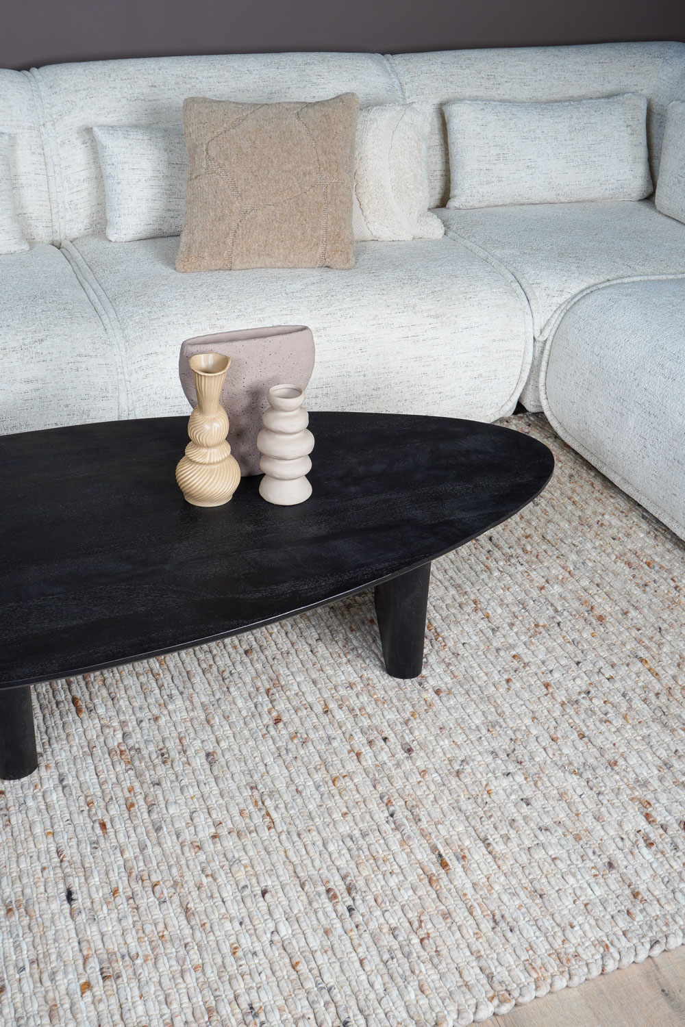 Salontafel Rudo 135 x 75 cm - Zwart Mangohout 3 Salontafel Rudo 135 x 75 cm - Zwart Mangohout - Afbeelding 3