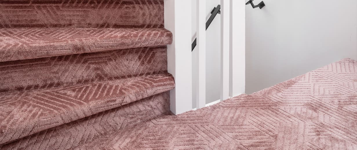 Traprenovatie met luxe tapijt
