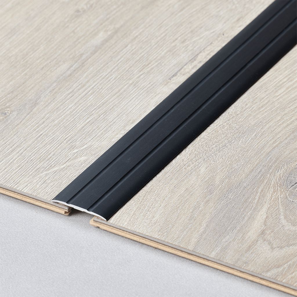 Co-pro dilatatieprofiel zelfklevend 38mm antraciet/zwart 3 Co-pro dilatatieprofiel zelfklevend 38mm antraciet/zwart - Afbeelding 3