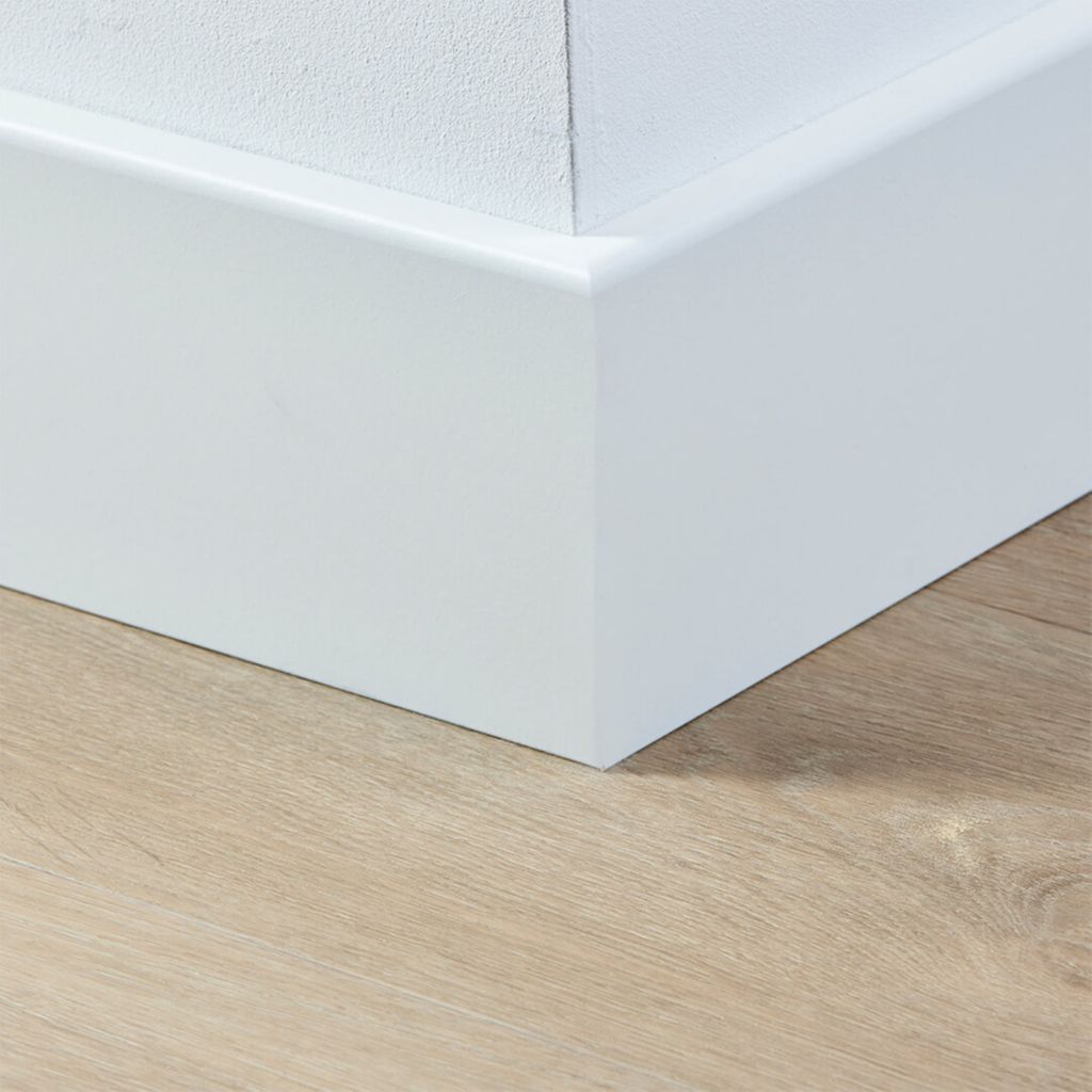 Co-pro gelakte plint berlijn wit RAL 9010 120x15 3 Co-pro gelakte plint berlijn wit RAL 9010 120x15 - Afbeelding 3